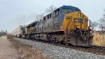 CSX 541 leads the I137,